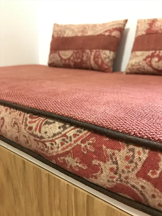 Banquette sur mesure et finition personnalisée