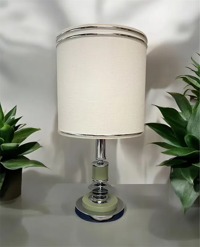 Electrification ou réparation pied de lampe